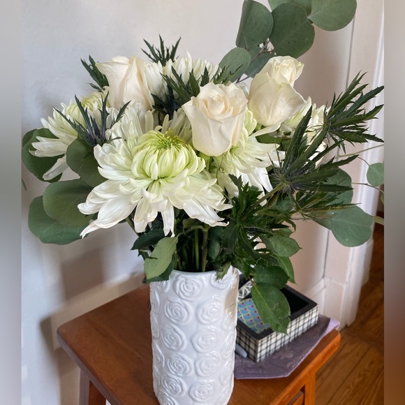 Share Show October 18 at 12:00pm EST - Picture 3 of 8